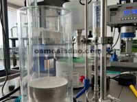 Aktivitas Antikanker dan Antibakteri In Vitro dari Senyawa Supramolekul Koordinasi Piridinadikarboksilat Hg(II) Baru