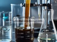 Peningkatan Degradasi Oksidatif Kraft Lignin oleh Peroxodicarbonate yang sangat terkonsentrasi